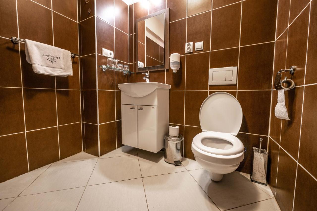 Grand Hotel Rooms Spišské Tomášovce 外观 照片