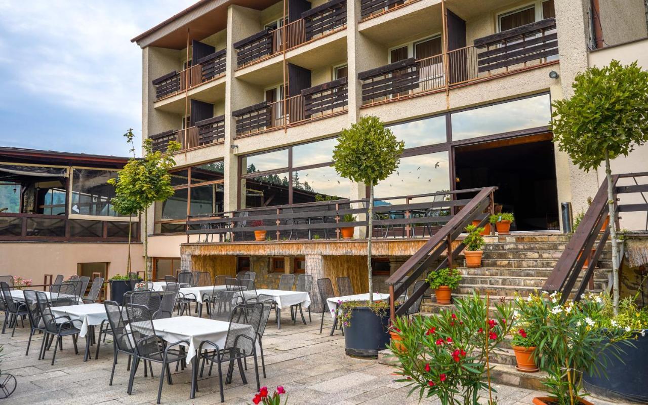 Grand Hotel Rooms Spišské Tomášovce 外观 照片