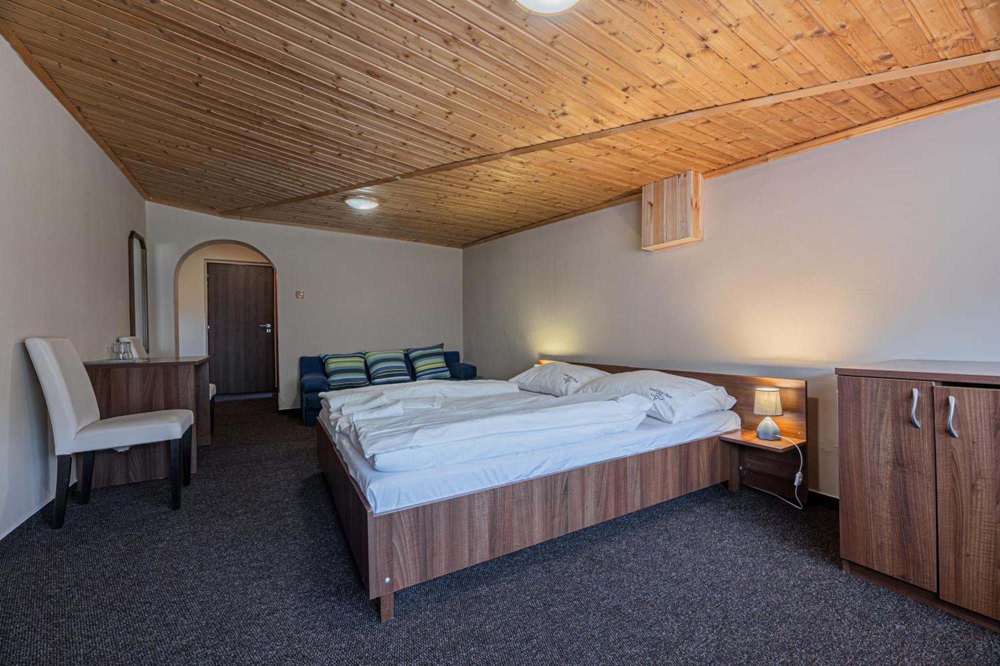 Grand Hotel Rooms Spišské Tomášovce 外观 照片