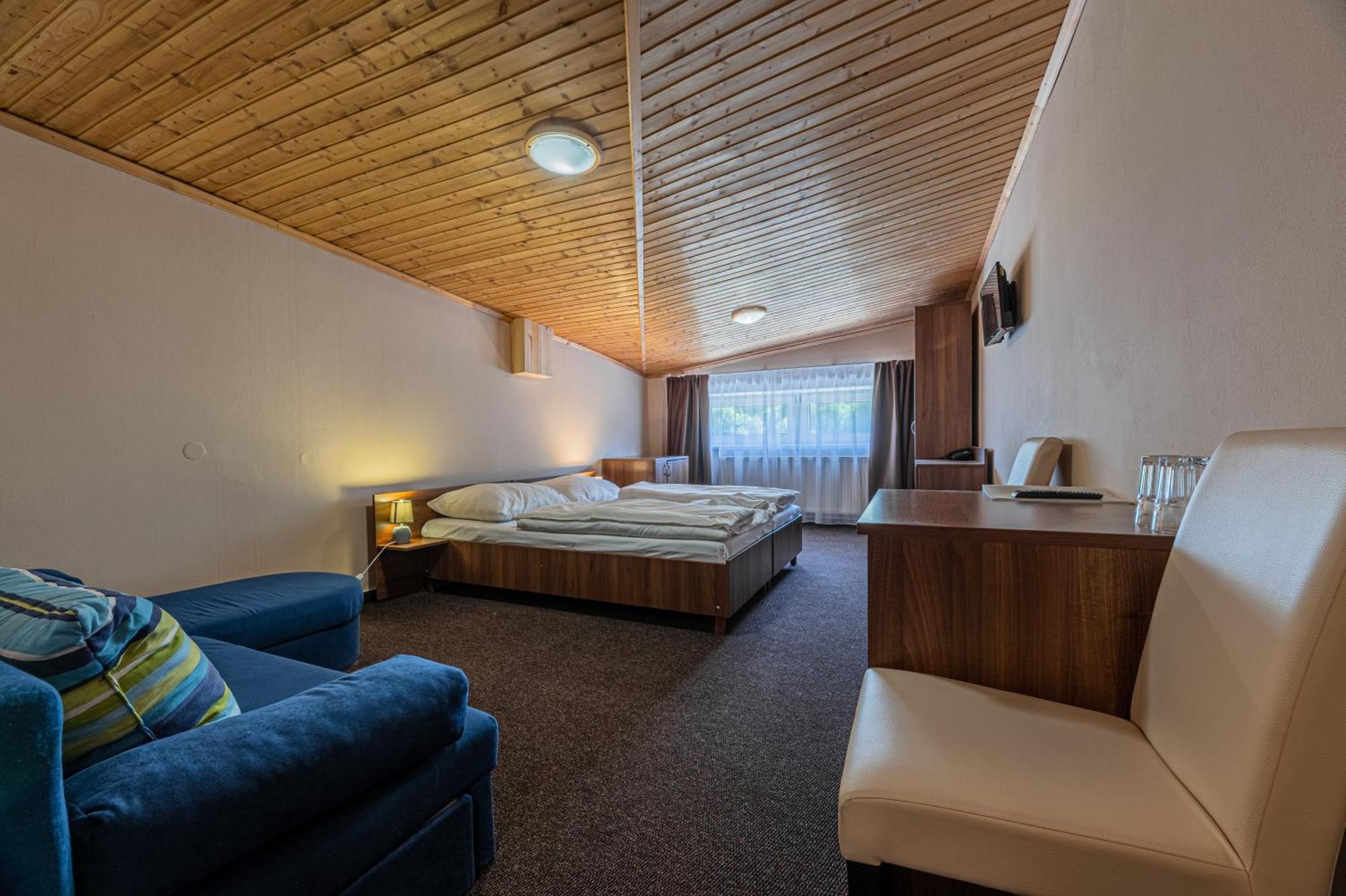 Grand Hotel Rooms Spišské Tomášovce 外观 照片