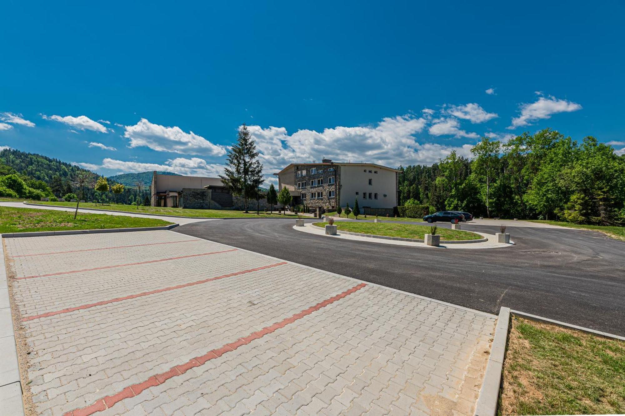 Grand Hotel Rooms Spišské Tomášovce 外观 照片